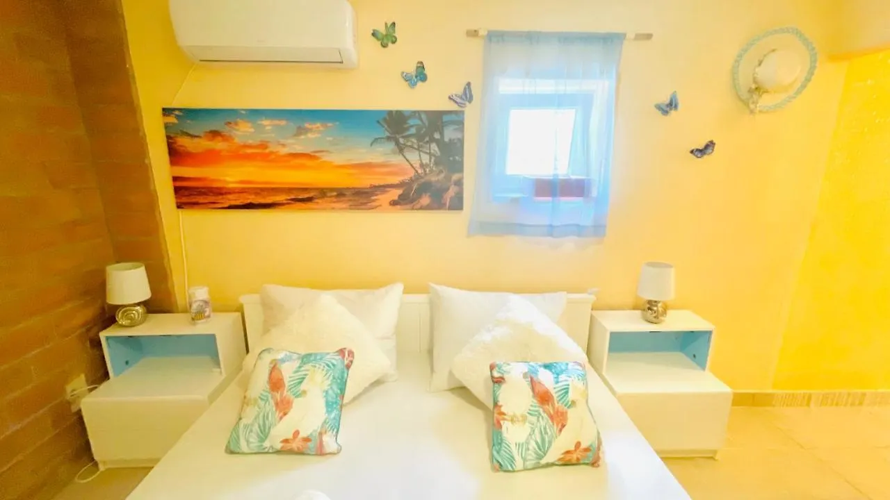 Colorful And Happy Apartment Sukosan - With Parking